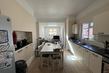 6 bed house, Scarsdale Road, Victoria Park, Manchester, M145PR - Image 3